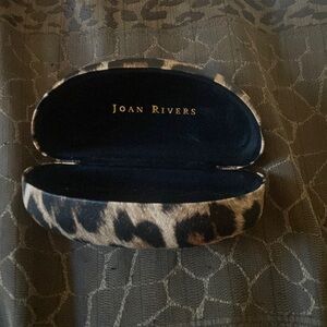 Joan Rivers glasses case